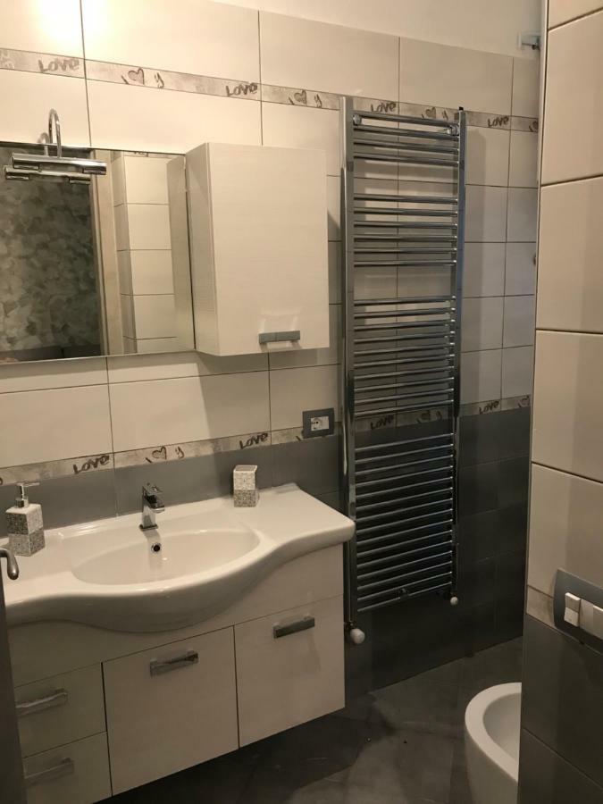 Accogliente bilocale Appartamento Milano Esterno foto