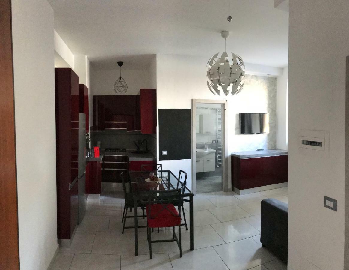 Accogliente bilocale Appartamento Milano Esterno foto